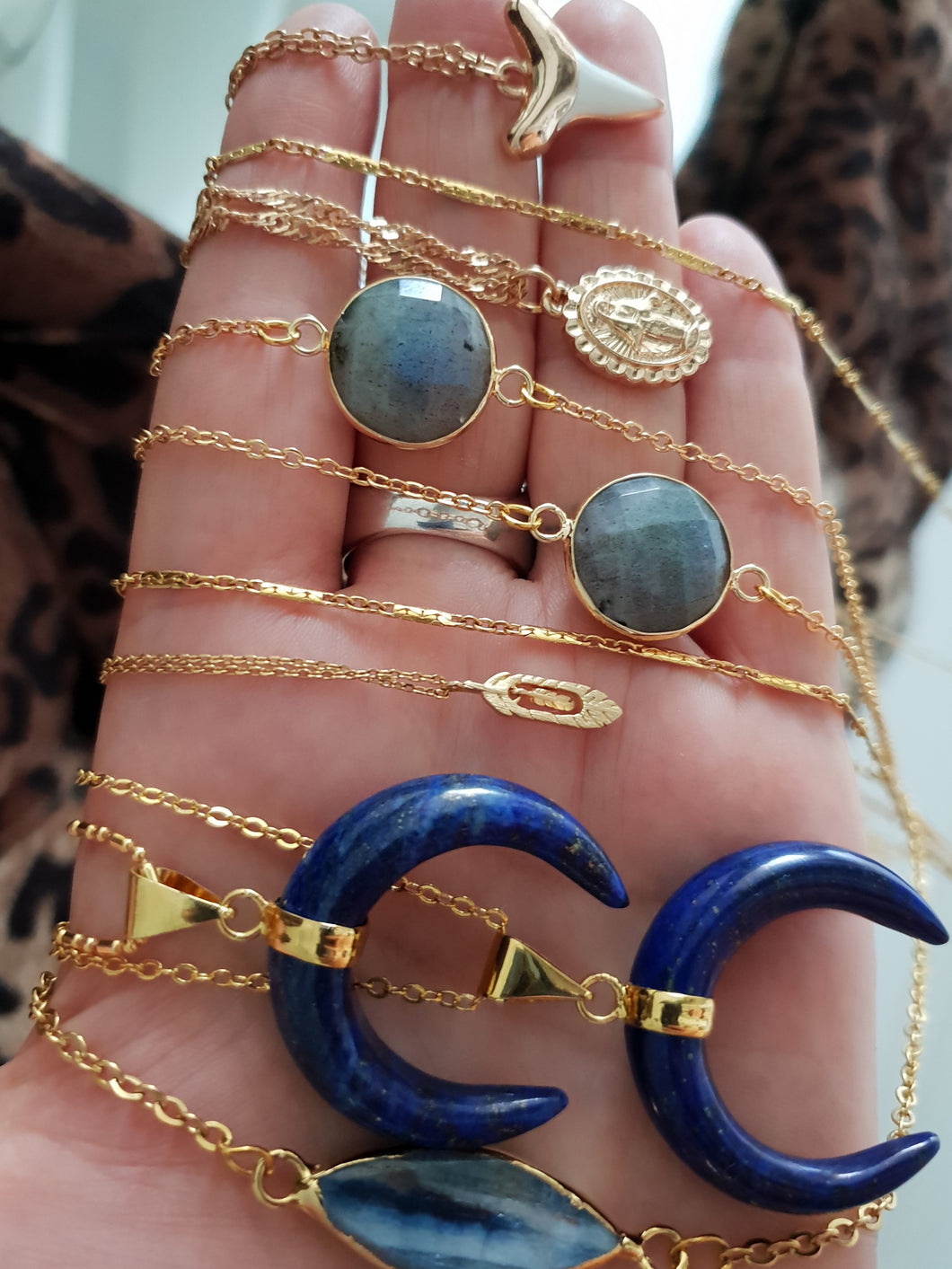 Moiwahine Luna - lapis lazuli - Uli Uli Jewelry